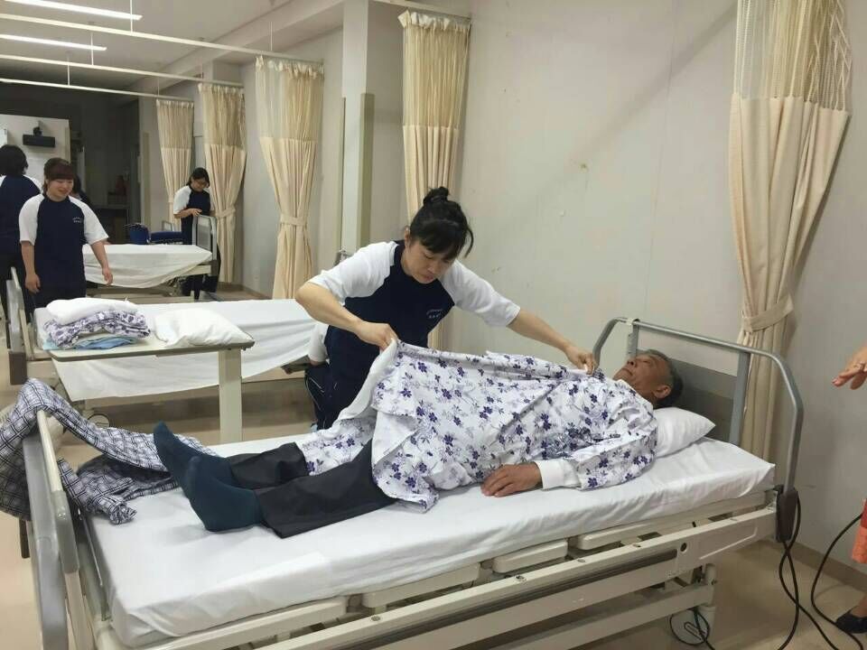 5.beat365刁德霖老师亲自体验护理专业流程.jpg