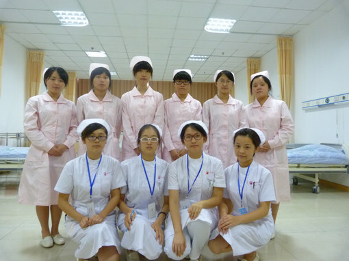 学生评委合影.JPG