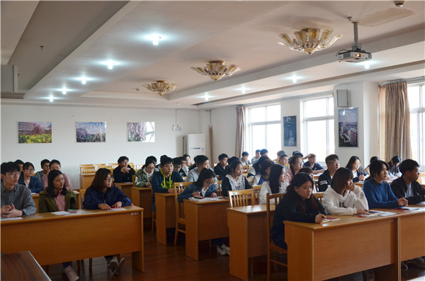 学生.JPG