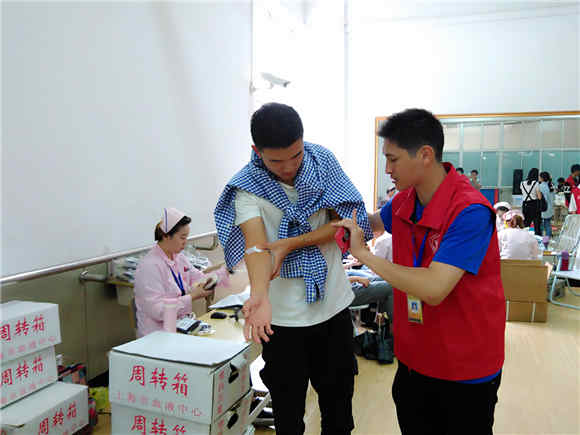 用心服务_副本.jpg