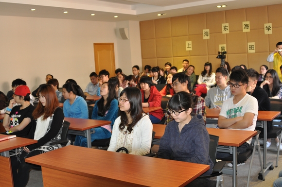 10.“易起学”主题班会决赛现场.JPG