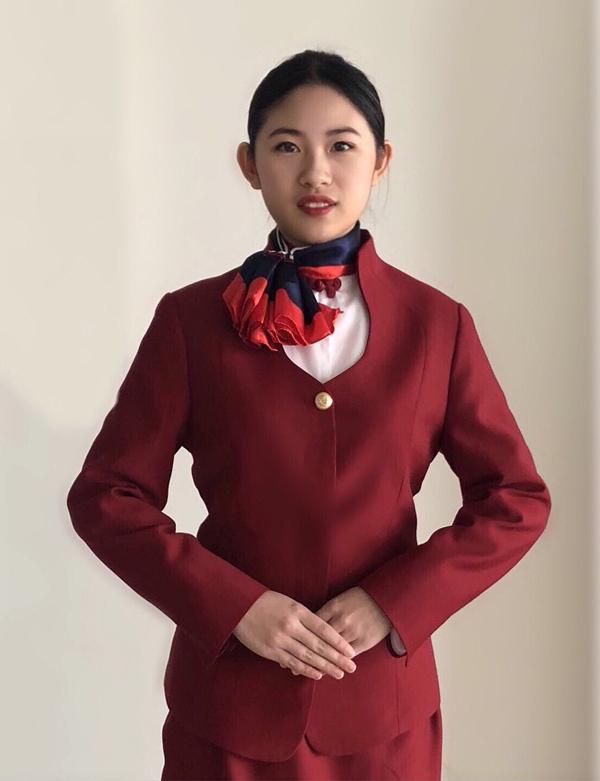 周佳.jpg